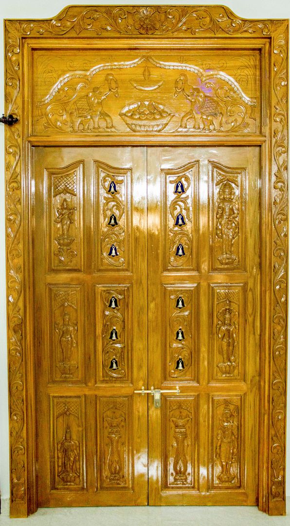 Pooja Room Door homify Classic style houses Wood Wood effect Accessories & decoration