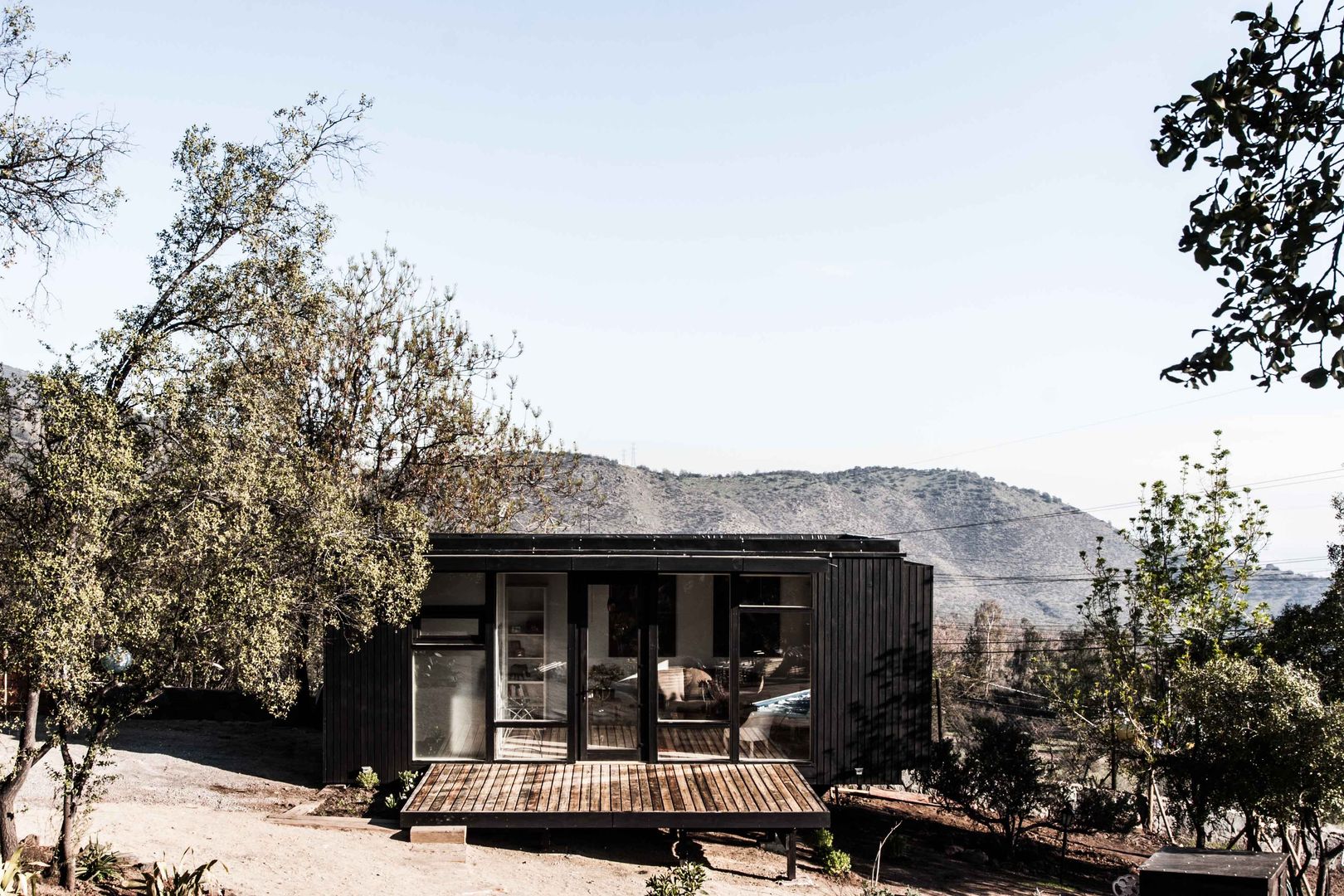 Estudio y casa de invitados lo cañas, fachada norte MACIZO, ARQUITECTURA EN MADERA Estudios y despachos de estilo moderno Madera Acabado en madera