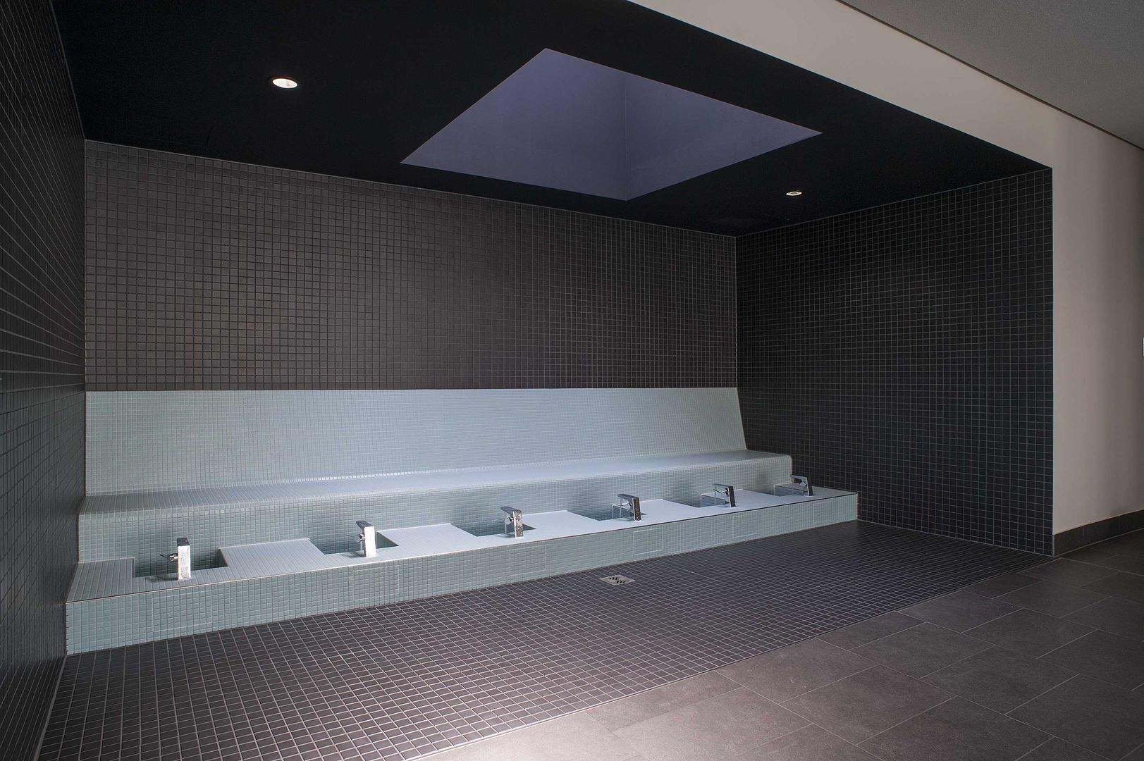 Piscina cubierta con área de Wellness, Wedi GmbH Sucursal ESPAÑA Wedi GmbH Sucursal ESPAÑA ห้องอบไอน้ำ