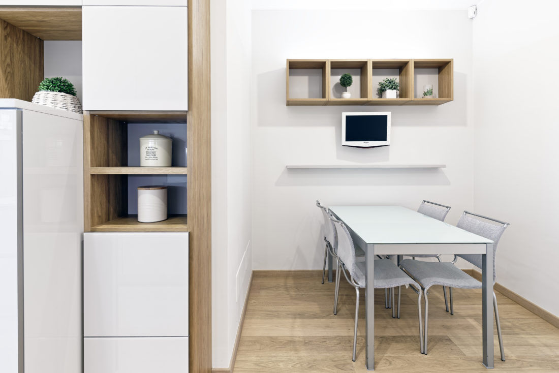 BEIGE IS THE NEW WHITE, GruppoTre Architetti GruppoTre Architetti Built-in kitchens