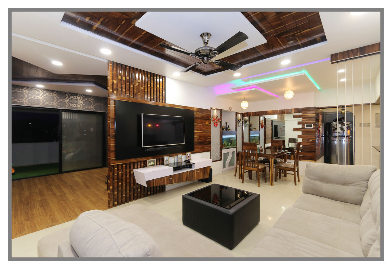 Gera South, Kharadi., AARAYISHH AARAYISHH Living room