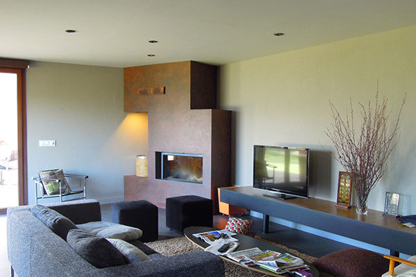 Diseño y construcción vivienda en la Cerdanya , SANTI VIVES ARQUITECTURA EN BARCELONA SANTI VIVES ARQUITECTURA EN BARCELONA Modern living room