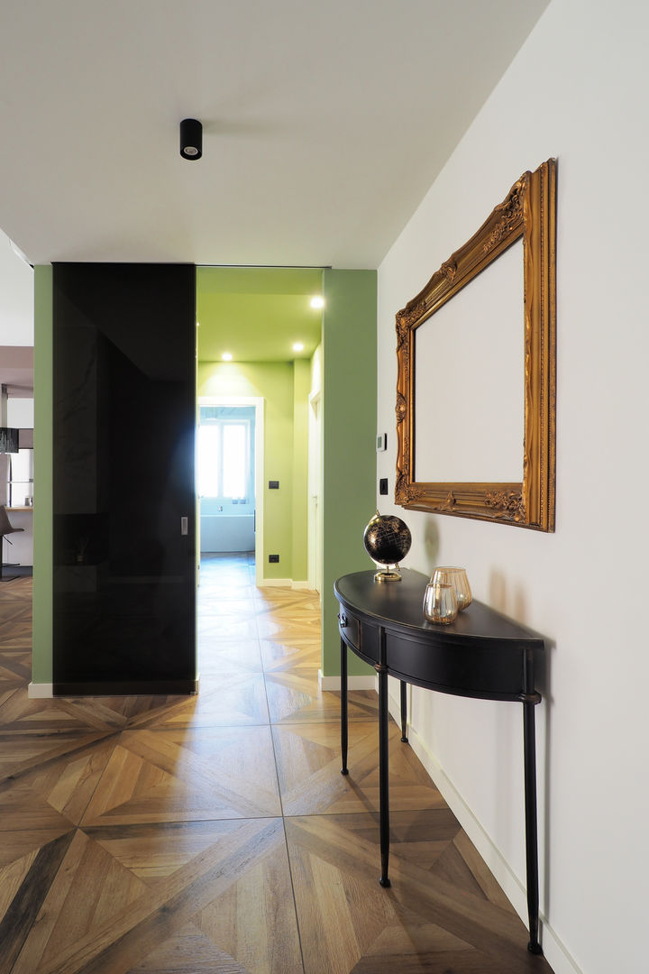 CASA CLASSY, ARCHISPRITZ ARCHISPRITZ Eclectic style corridor, hallway & stairs
