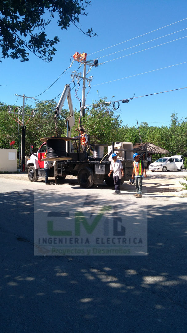 Tendido de Red Electrica en Media Tension (Cable semiaislado SA-AAC), Instalaciones Eléctricas CMT Instalaciones Eléctricas CMT