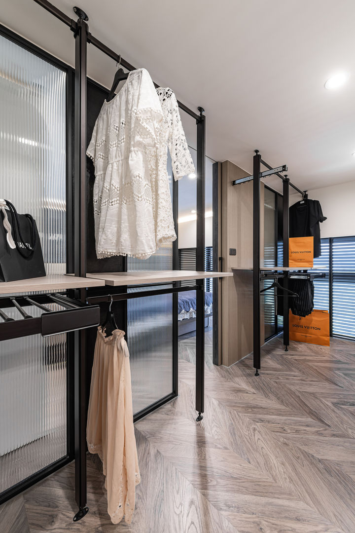 更衣室 你妳國際空間設計 Modern dressing room Wood-Plastic Composite