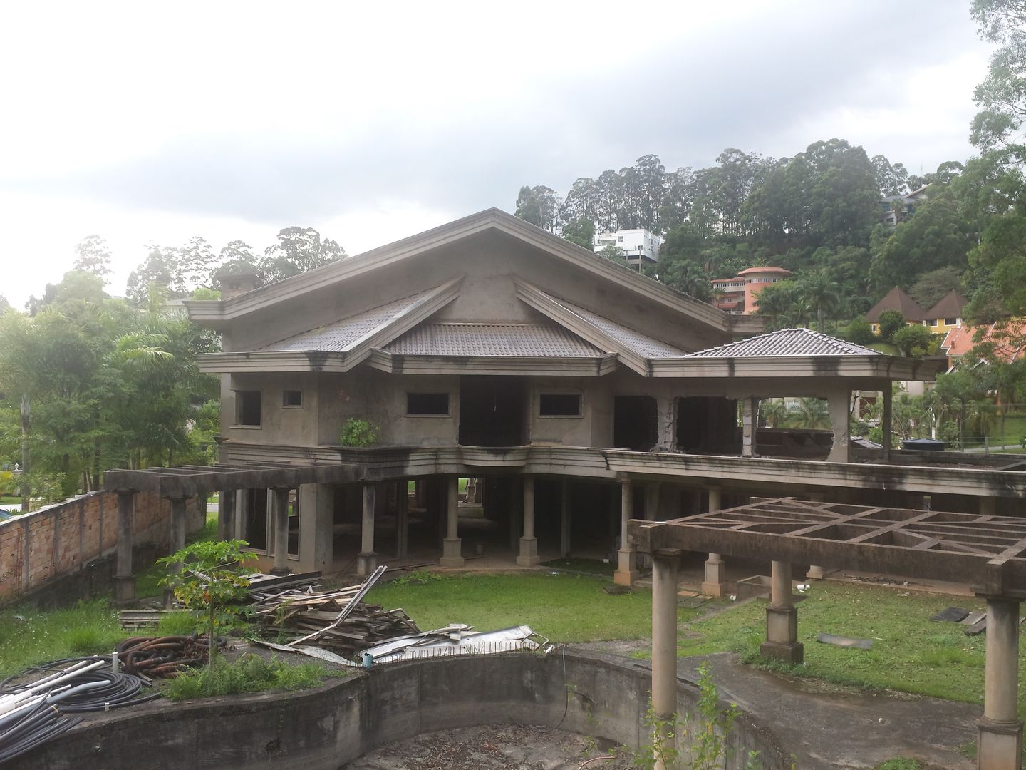 Residencia em Tamboré - SP, Atelier C2H.a Atelier C2H.a Casas unifamiliares