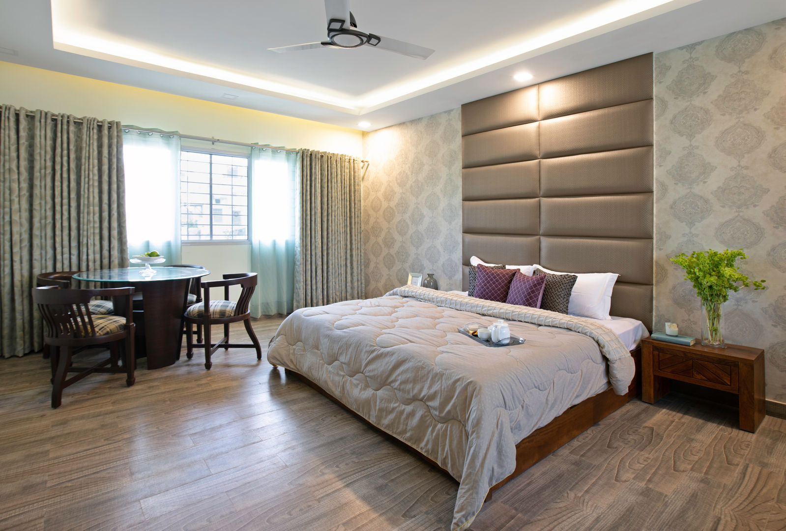 homify Modern Bedroom Beds & headboards