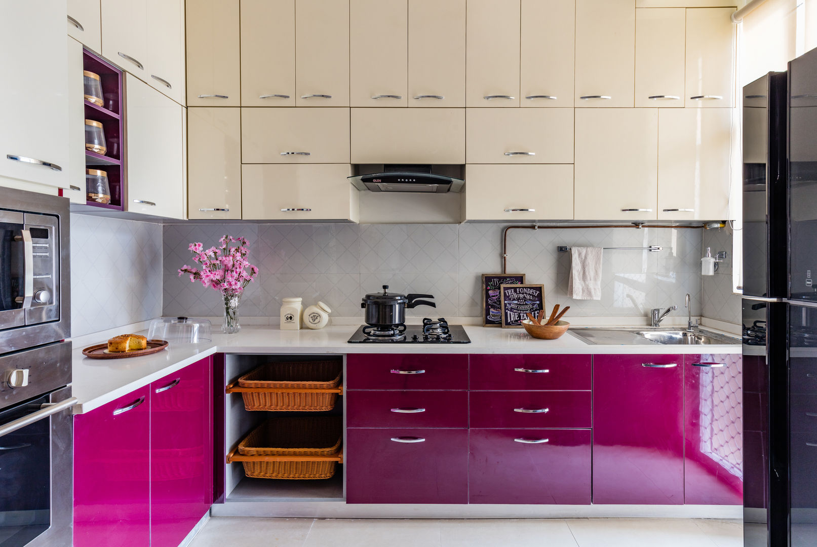 Mahagun Mywoods, Phase 3, Amusing Interior Amusing Interior Tropical style kitchen Plywood