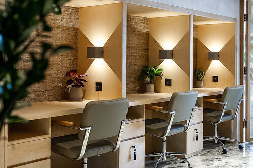 NICHE DESKS S.Lo Studio Commercial spaces Plywood Wood effect Offices & stores