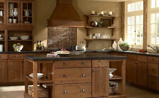 HOME INTERIORS, ADAM AND EVE innovations ADAM AND EVE innovations Kitchen units Solid Wood Multicolored