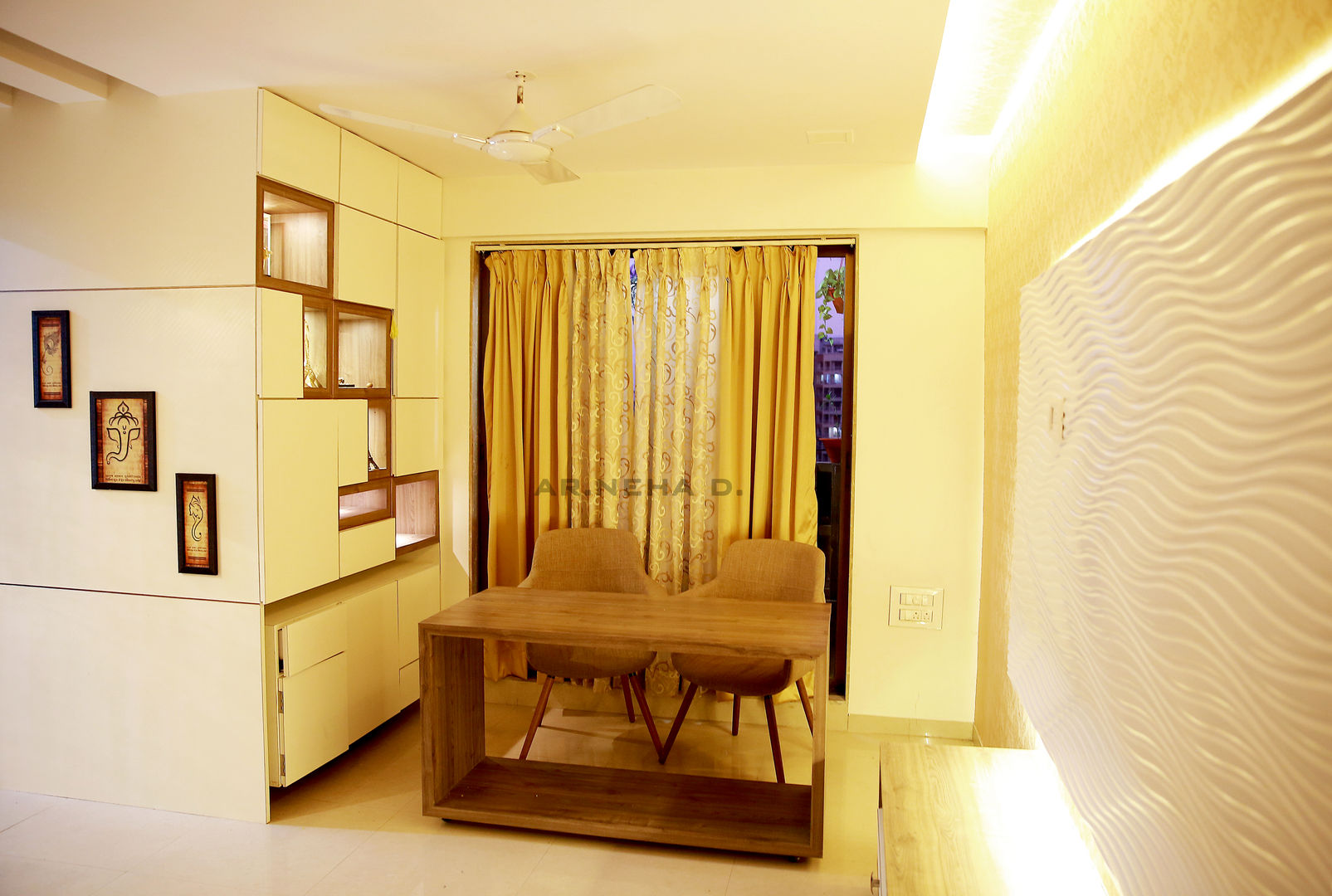 Interior Design of Mr.Kharpude's Residence , Neha Dharkar Neha Dharkar Moderne woonkamers