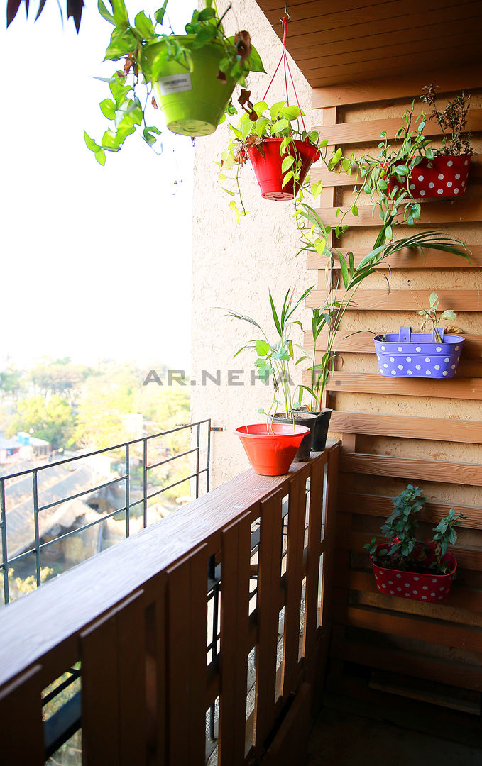 Interior Design of Mr.Kharpude's Residence , Neha Dharkar Neha Dharkar Balkon