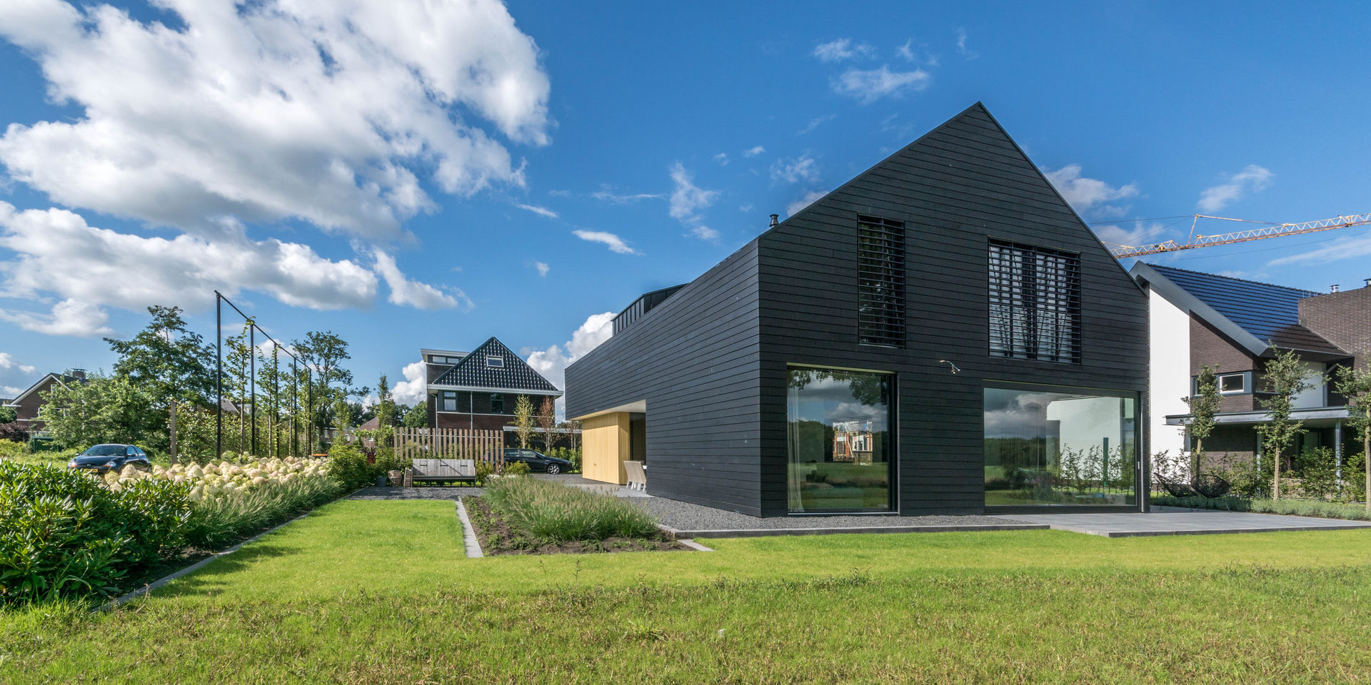 Villa PH, Ivo de Jong architect Ivo de Jong architect Villa Kayu Wood effect