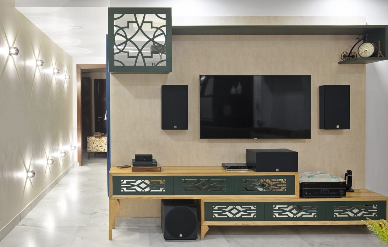 homify Salas multimedia de estilo moderno Muebles