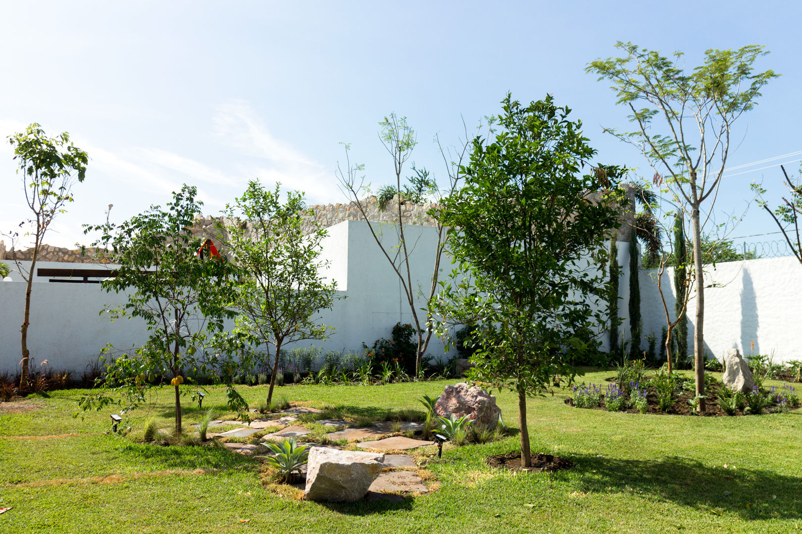 Terraza y Jardín MCM, Boceto Arquitectos Paisajistas Boceto Arquitectos Paisajistas حديقة