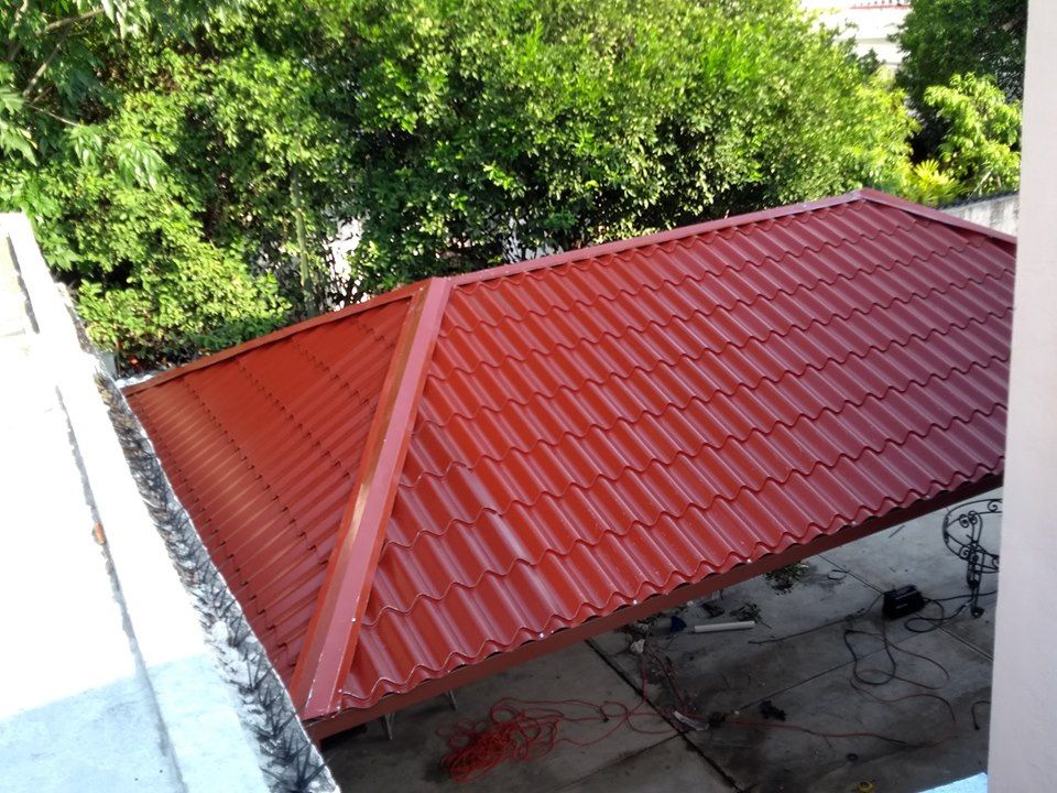 Galvateja , Techos para el hogar y laminacion Techos para el hogar y laminacion Hipped roof Metal