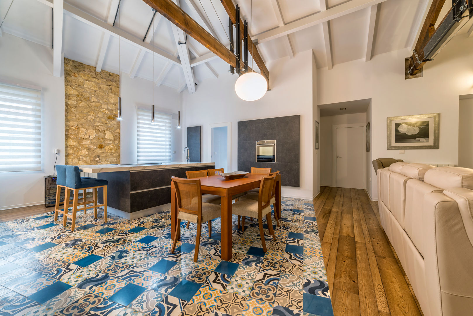 CASA COSTABLANCA, EFEALCUBO ARQUITECTURA S.C.P. EFEALCUBO ARQUITECTURA S.C.P. Rustic style dining room