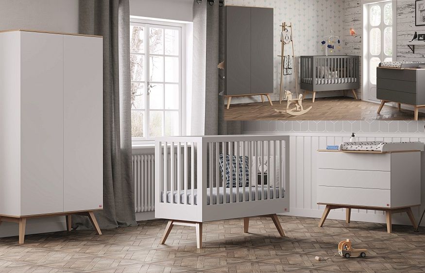 Modernes Babyzimmer in verschiedenen Ausführungen, QMM TraumMoebel QMM TraumMoebel Dormitorios infantiles Clósets y cómodas