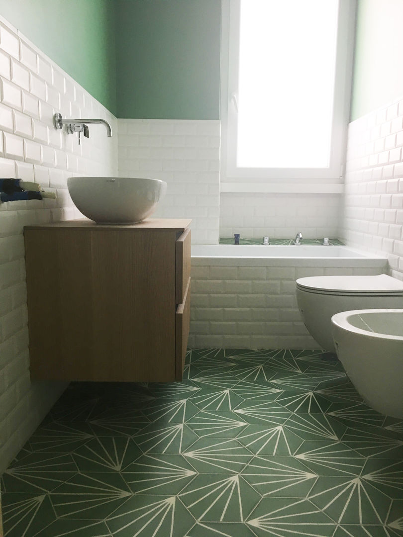 Bagno verde, YANN Srl YANN Srl モダンスタイルの お風呂 コンクリート