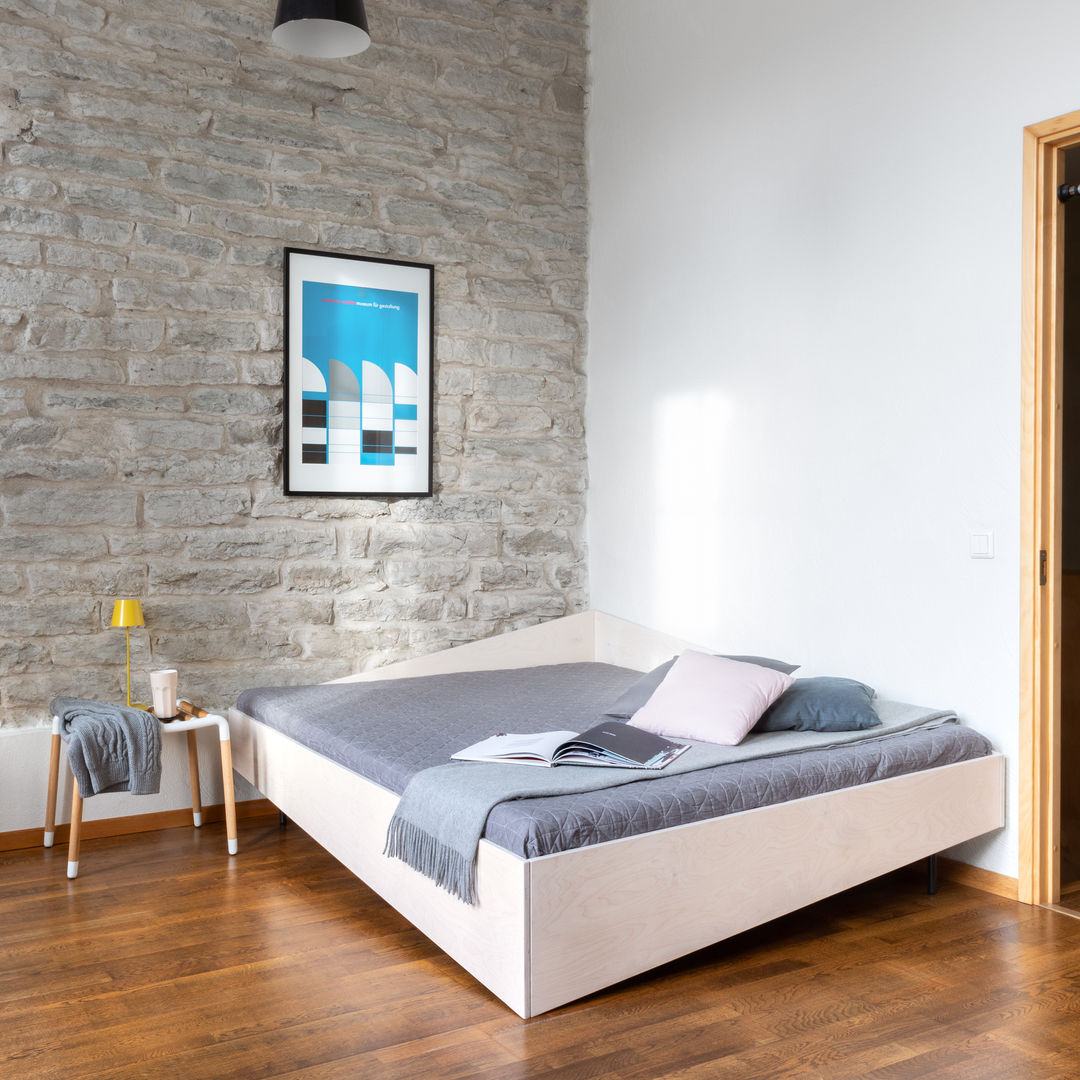 CORNERBED : Das raumsparende Bett für die Ecke, Pragmatic Design® by studio michael hilgers Pragmatic Design® by studio michael hilgers Phòng ngủ phong cách tối giản Beds & headboards