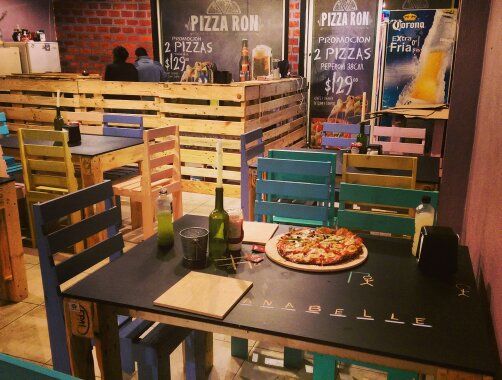 RESTAURANTE PIZZA RON , D'Pallet D'Pallet Espacios comerciales Madera Acabado en madera Restaurantes