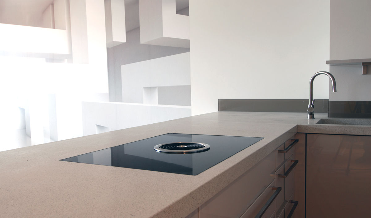 Terrazzoarbeitsplatte Aggregata, material raum form material raum form Modern kitchen Concrete Bench tops