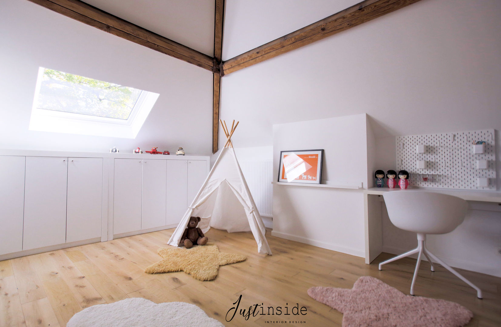 Une maison haute en couleurs, justinside justinside Girls Bedroom