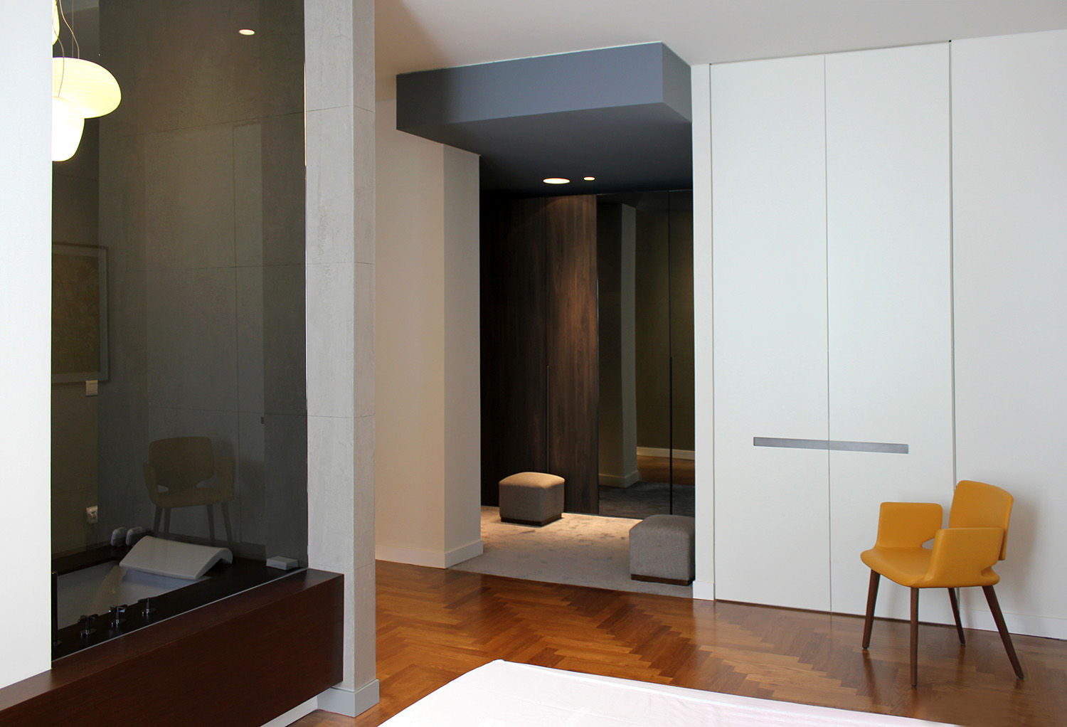 Via Massena, Onice Architetti Onice Architetti Modern style bedroom Wood Wood effect