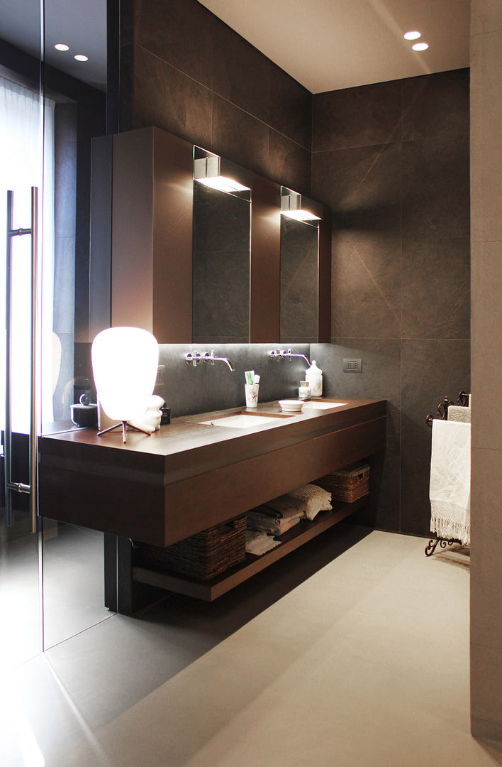 Via Massena, Onice Architetti Onice Architetti Phòng tắm phong cách hiện đại Gỗ Wood effect