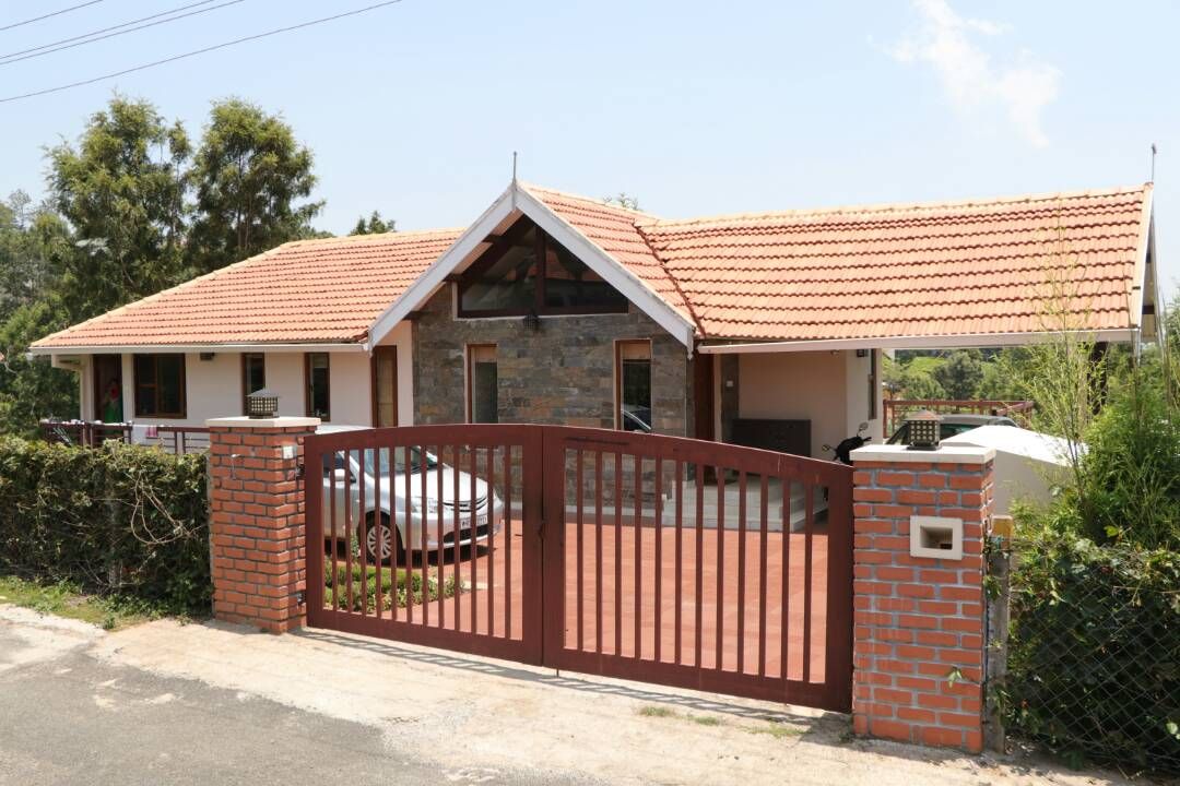 Facade of Fairview Vitrag Group Villas