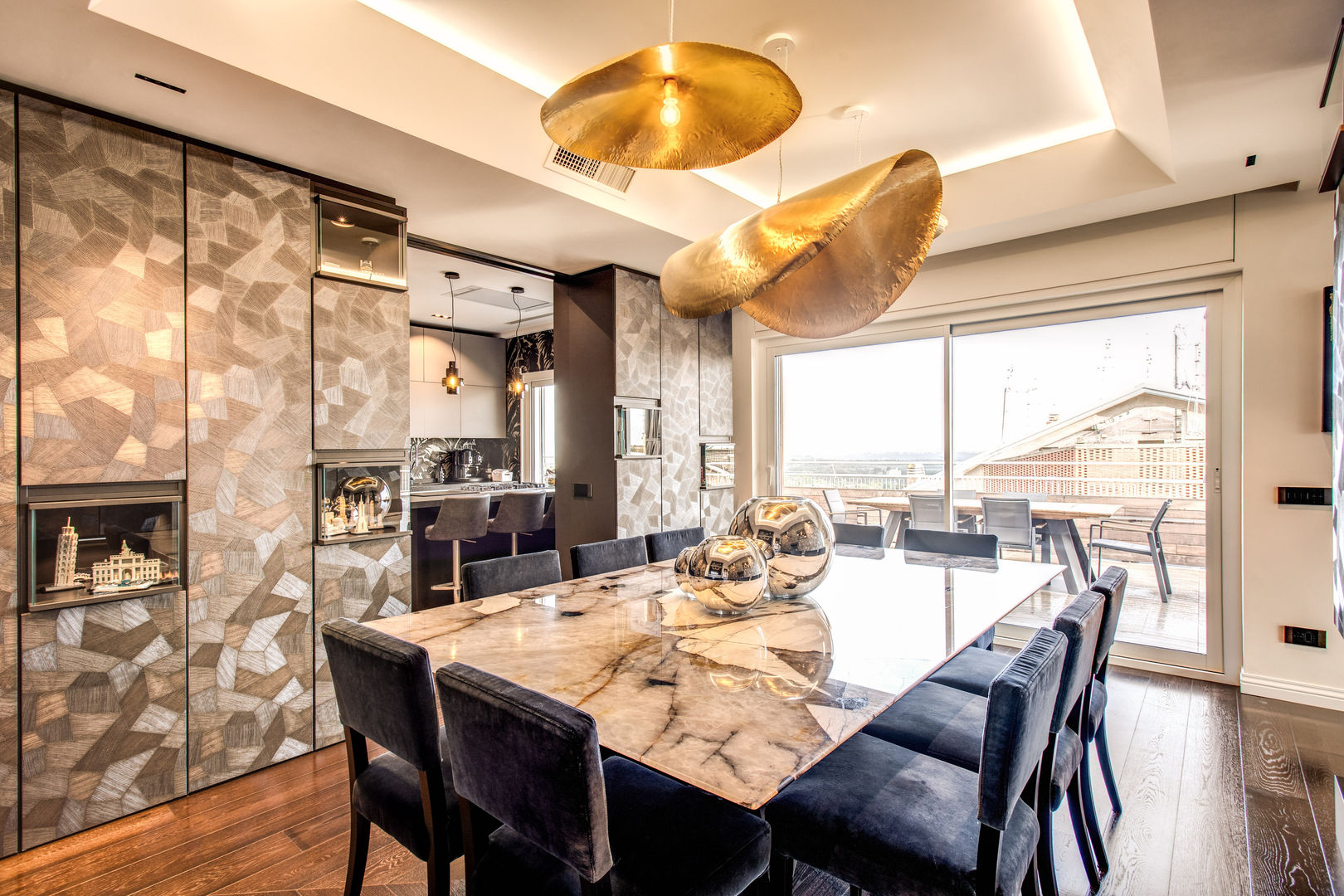 CORTINA D'AMPEZZO: Progettazione Appartamento di Lusso a Cortina d'Ampezzo, MOB ARCHITECTS MOB ARCHITECTS Modern Yemek Odası