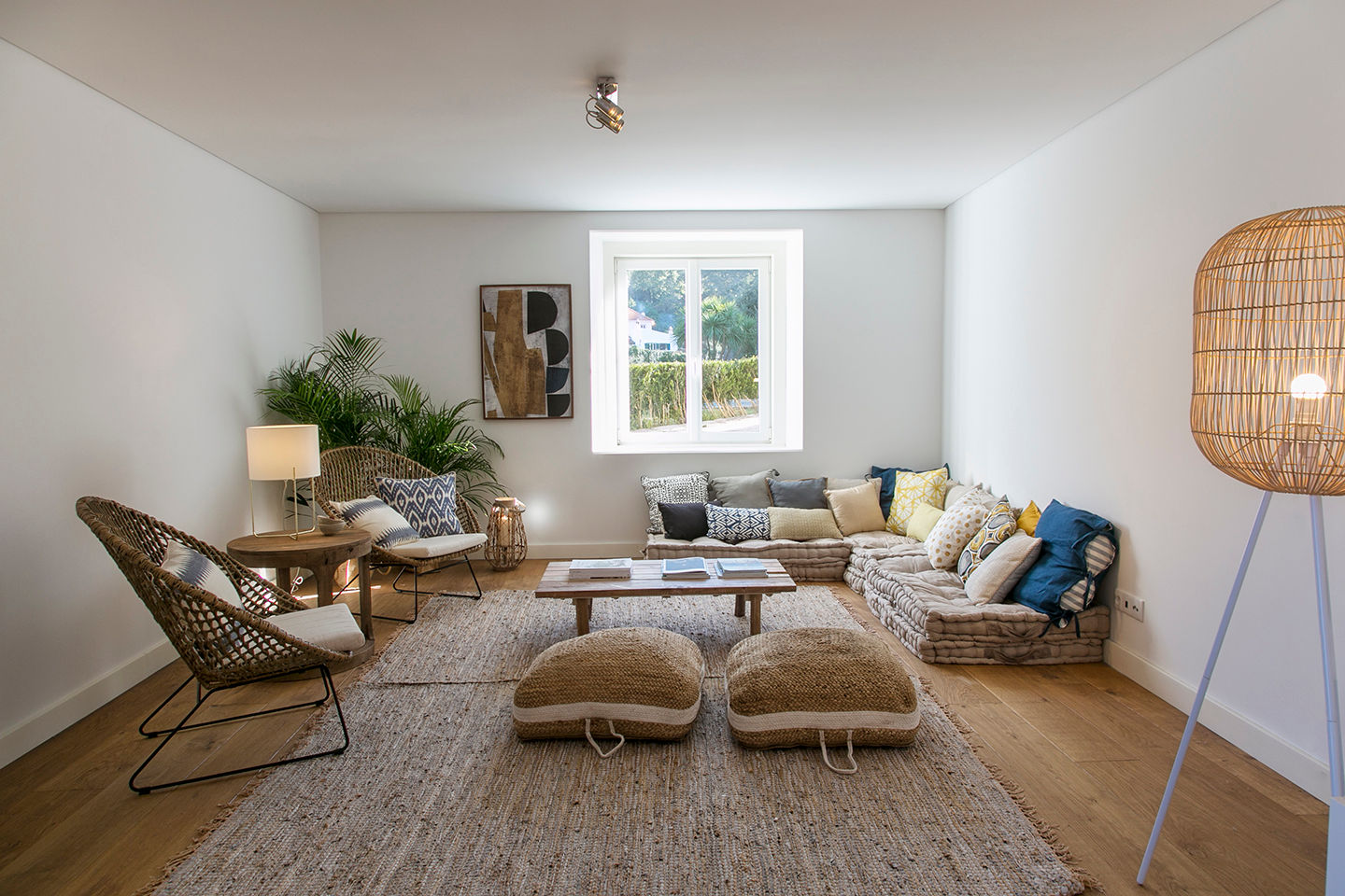 Decoração total de uma quinta para venda em Sintra, Staging Factory Staging Factory Modern living room
