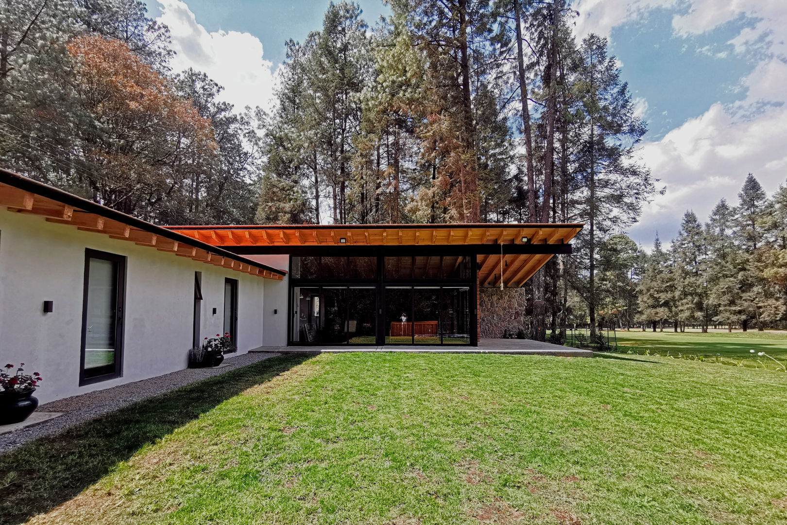 Casa en la Montaña, Mexa Arquitectos Mexa Arquitectos Casas modernas