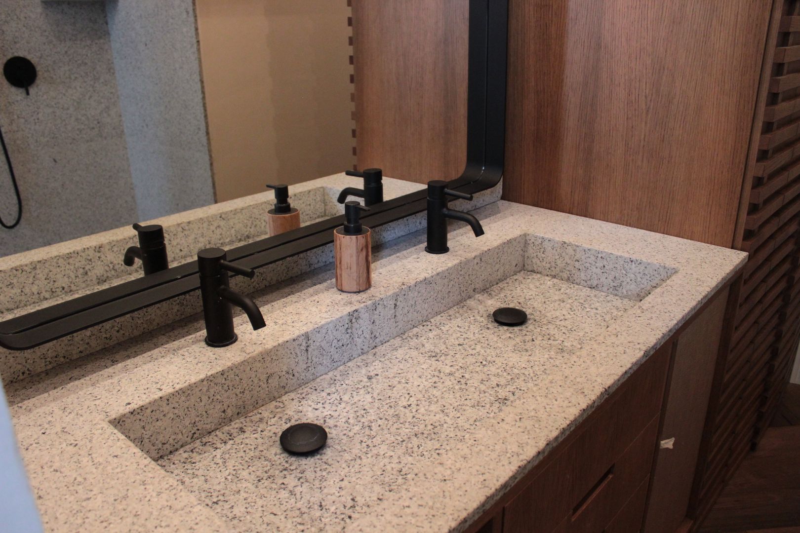 Lavabi bagno in marmo, granito, pietra e onice, marmogranito.it marmogranito.it Modern bathroom Marble Sinks