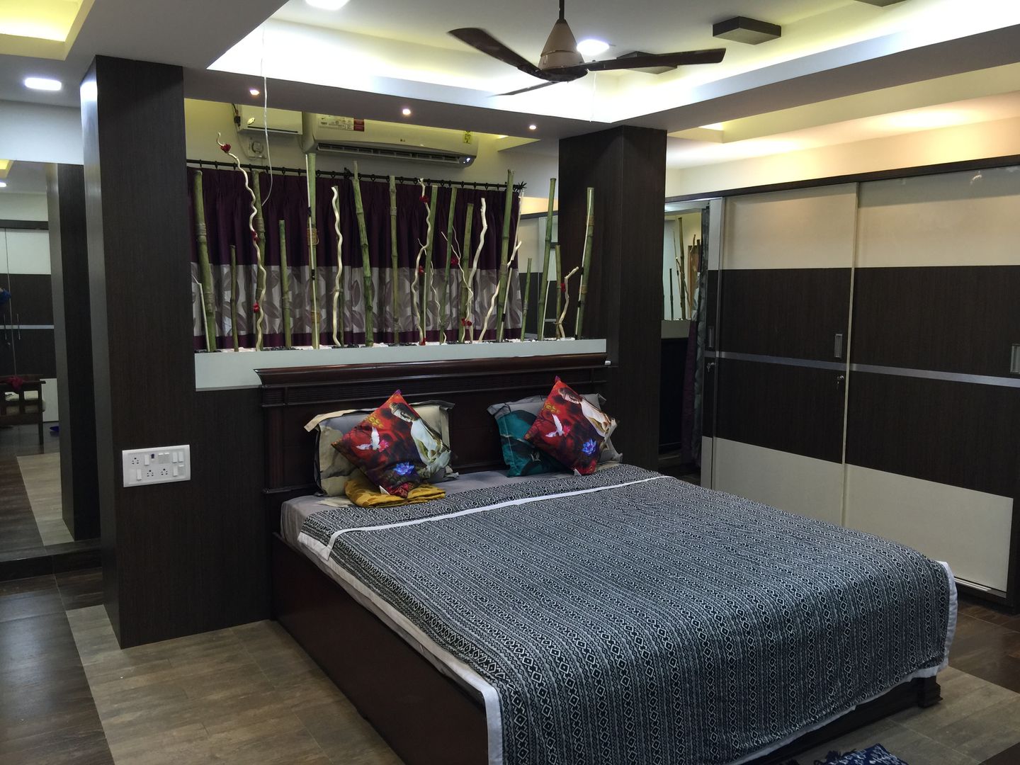 3bhk interior at Alwarpet, TD Studio TD Studio モダンスタイルの寝室