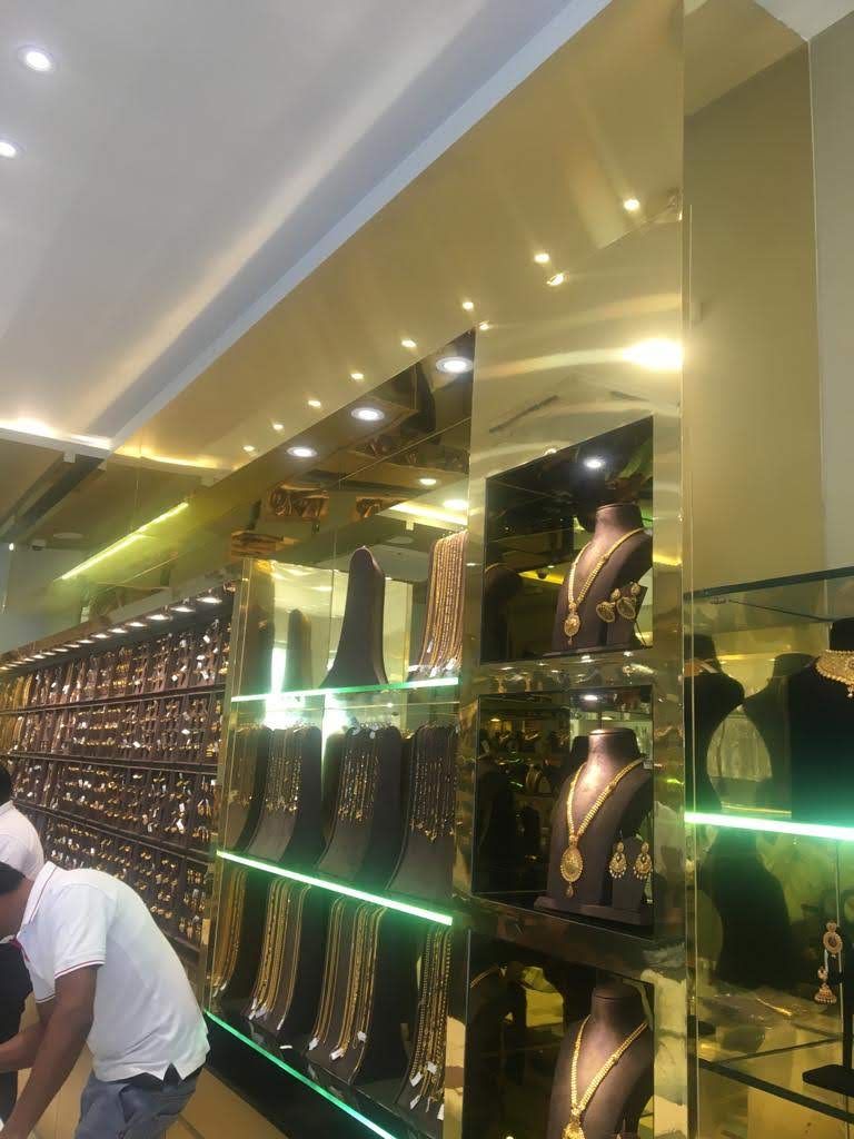 Praveen Jewellers|RR Nagar|Commercial Interior, DezinePro DezinePro 和風スタイルの 壁＆フローリングデザイン