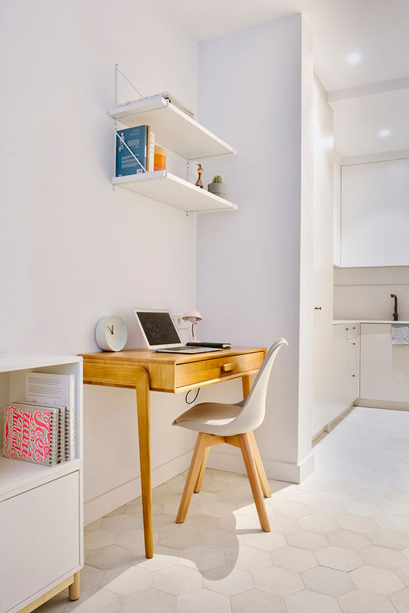 Fabuloso Mini Apartamento de 20m2: Tiene todo lo necesario, nimú equipo de diseño nimú equipo de diseño مكتب عمل أو دراسة