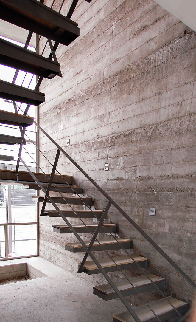 Residencia Lomas de Majalca, Arquitectura Avanzada Arquitectura Avanzada Stairs Reinforced concrete