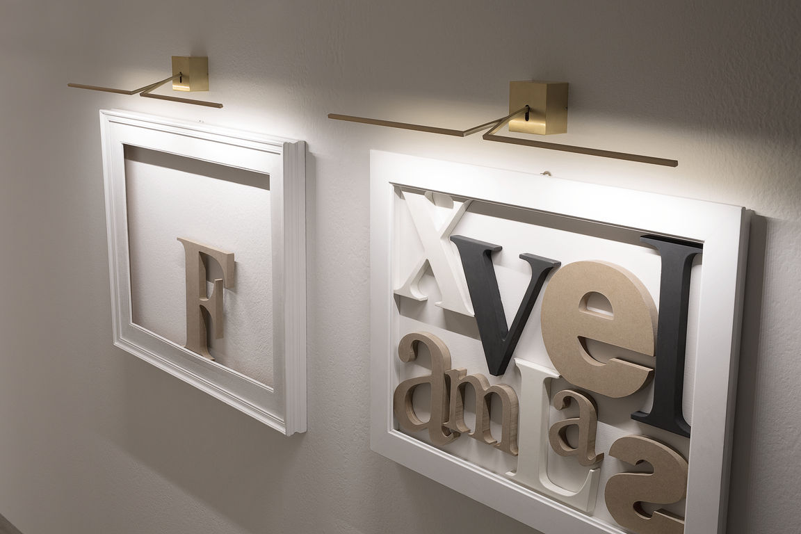 Ypsilon Icone s.r.l Case in stile minimalista Lampada da parete,Accessori & Decorazioni