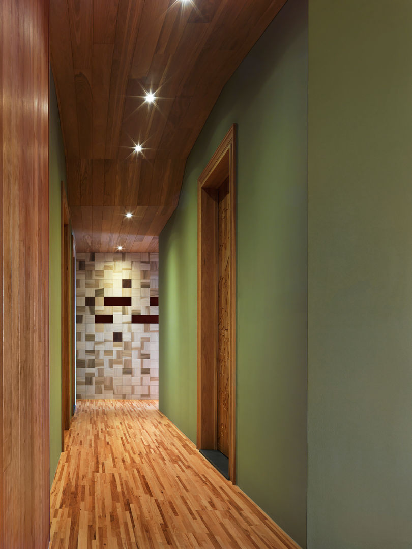 木耳生活藝術-室內設計/綠色的家, 木耳生活藝術 木耳生活藝術 Country style corridor, hallway & stairs Solid Wood Multicolored