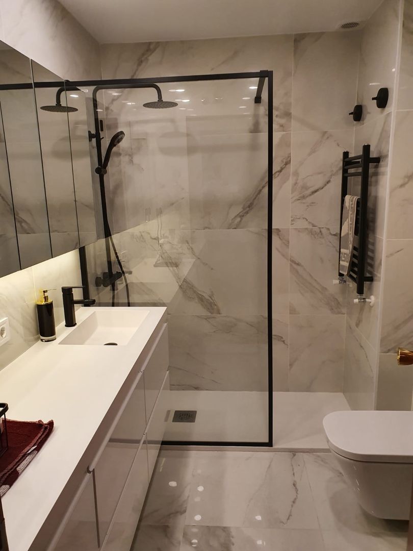 Baños, GrupoSpacio constructores en Madrid GrupoSpacio constructores en Madrid Bathroom ٹائلیں