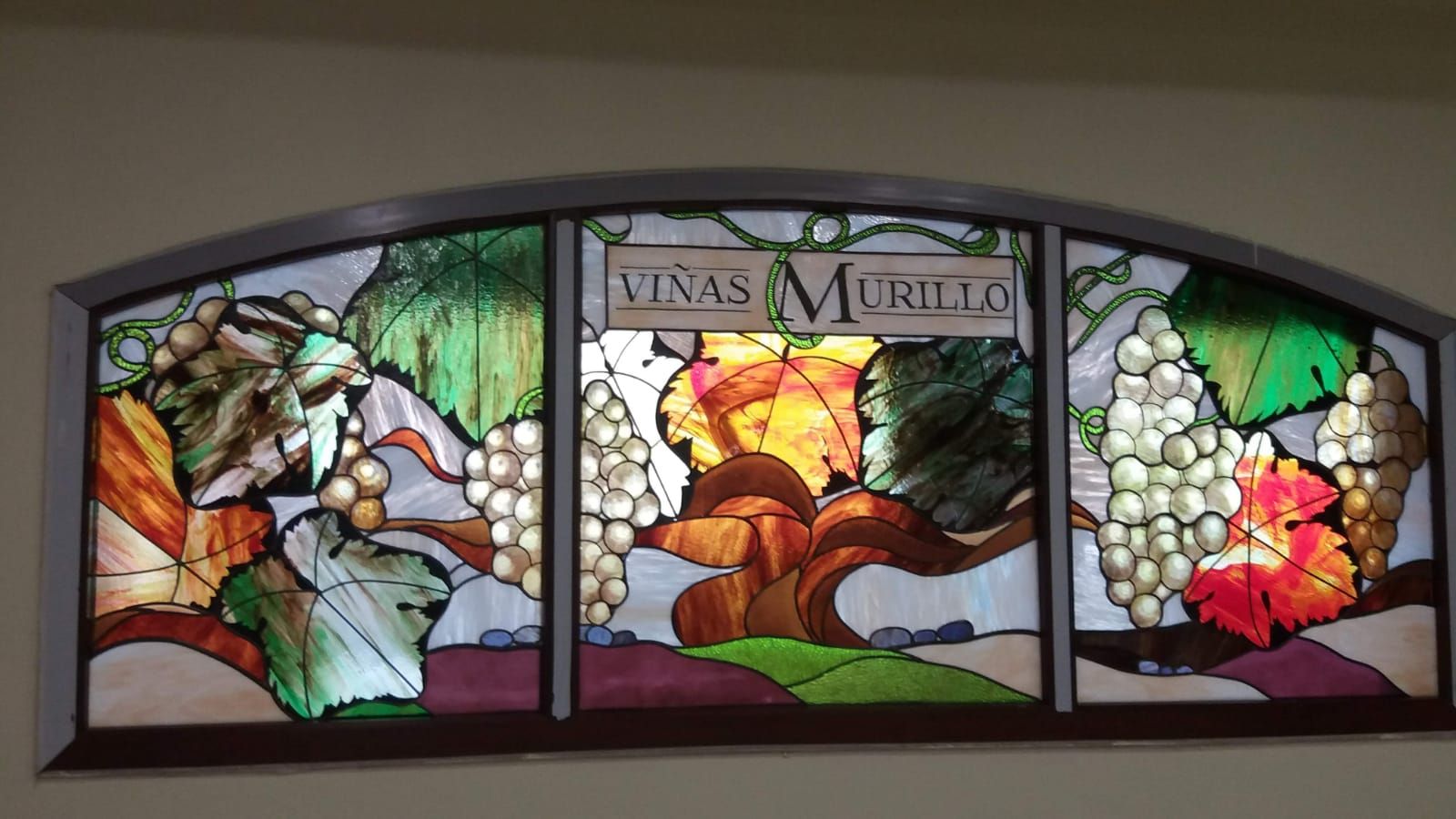 Vidrieras Artísticas para Bodegas Murillo, Vidrieras Artisticas VITREX C.B. Vidrieras Artisticas VITREX C.B. Klassieke ramen & deuren Glas Raamdecoratie