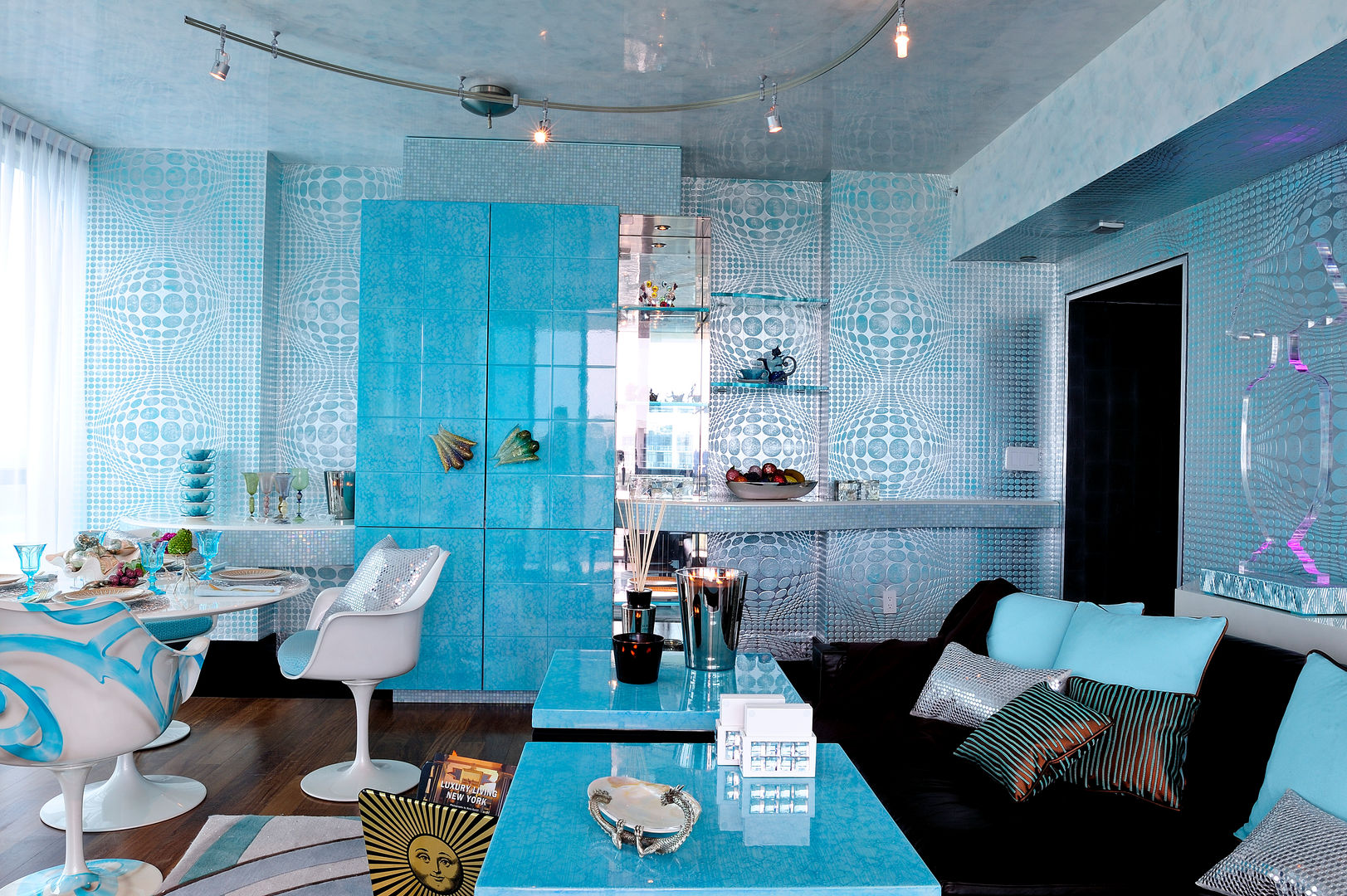 Appartamento a Miami Beach, Blu dipinto di Blu Blu dipinto di Blu ห้องนั่งเล่น