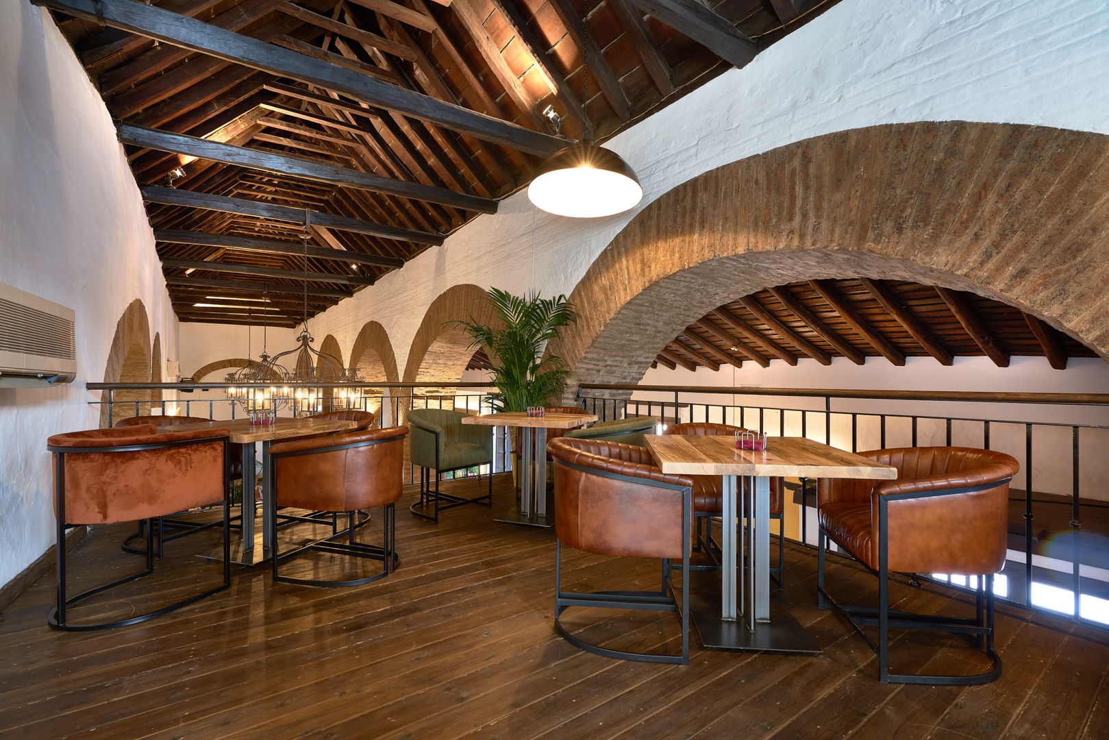 Diseño interior de Bar "El Colmao de Villamanrrique" Antonio Calzado 'NEUTTRO' Diseño Interior Comedores de estilo rústico Azulejos Decoración de Bar