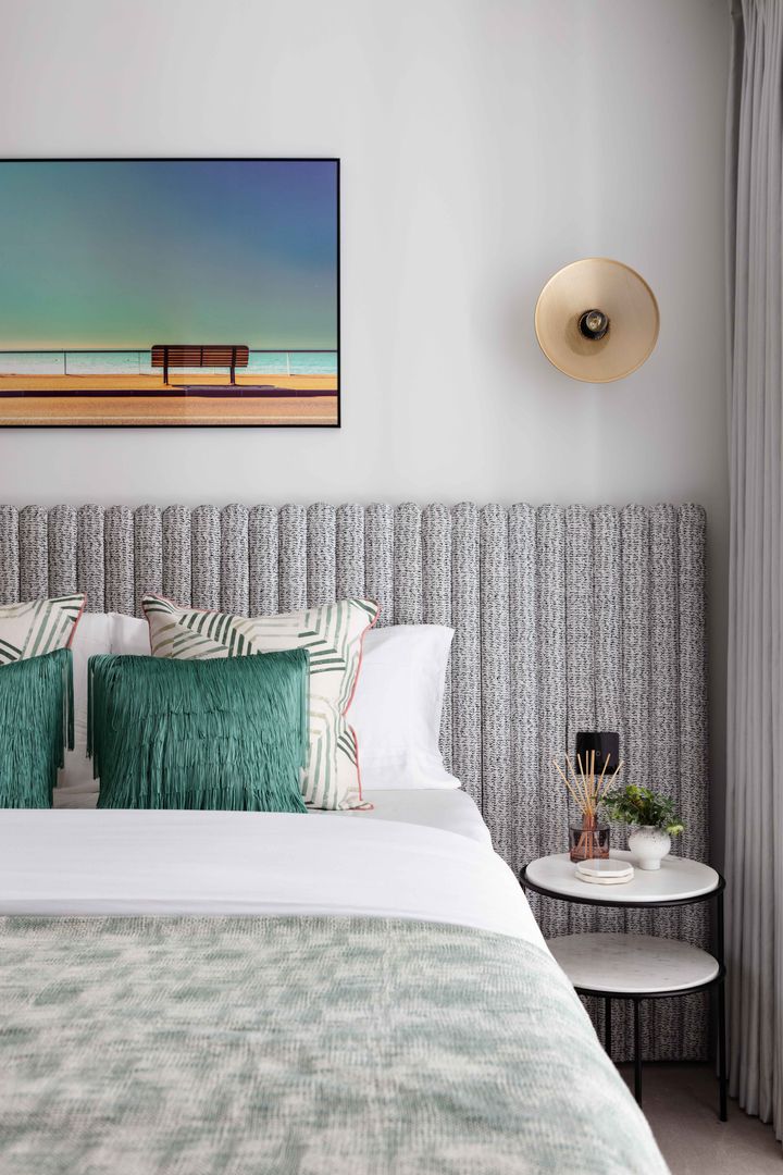 Redbrick Apartment Shanade McAllister-Fisher Interior Design ห้องนอน bedroom, headboard, bedroom cushions, bed throw, bed linen, bedroom artwork, bedside tables, bedroom wall lights, bedroom accessories