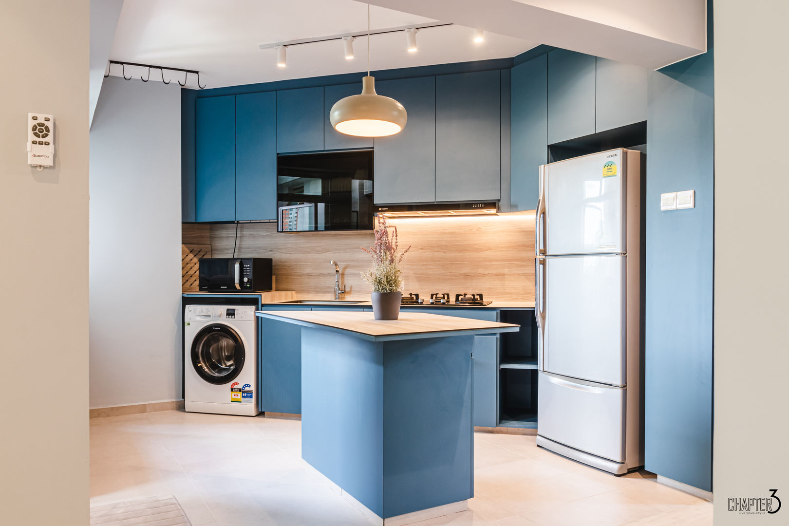 Project 5i Resale Hdb "Bright & Bluish Scandi", Chapter 3 Interior Design Chapter 3 Interior Design Dapur Gaya Skandinavia