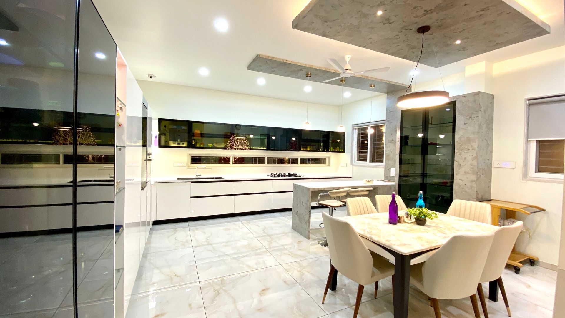 Bungalow for Dr. Shashidhar Kattimani at Ghatprabha, Karnataka, A B Design Studio A B Design Studio Eclectic style kitchen