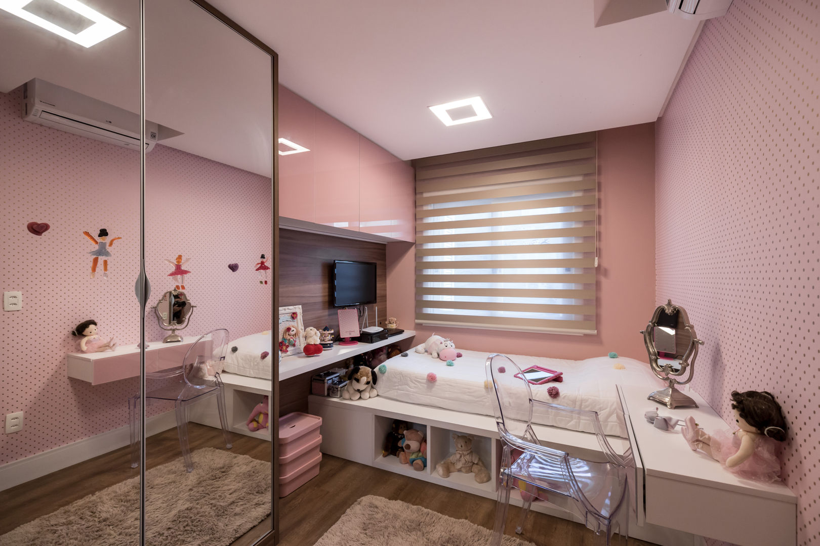 Casa Chácara das Pedras Bibiana Menegaz - Arquitetura de Atmosfera Quarto infantil moderno rosa, quarto de menina, quarto de princesa