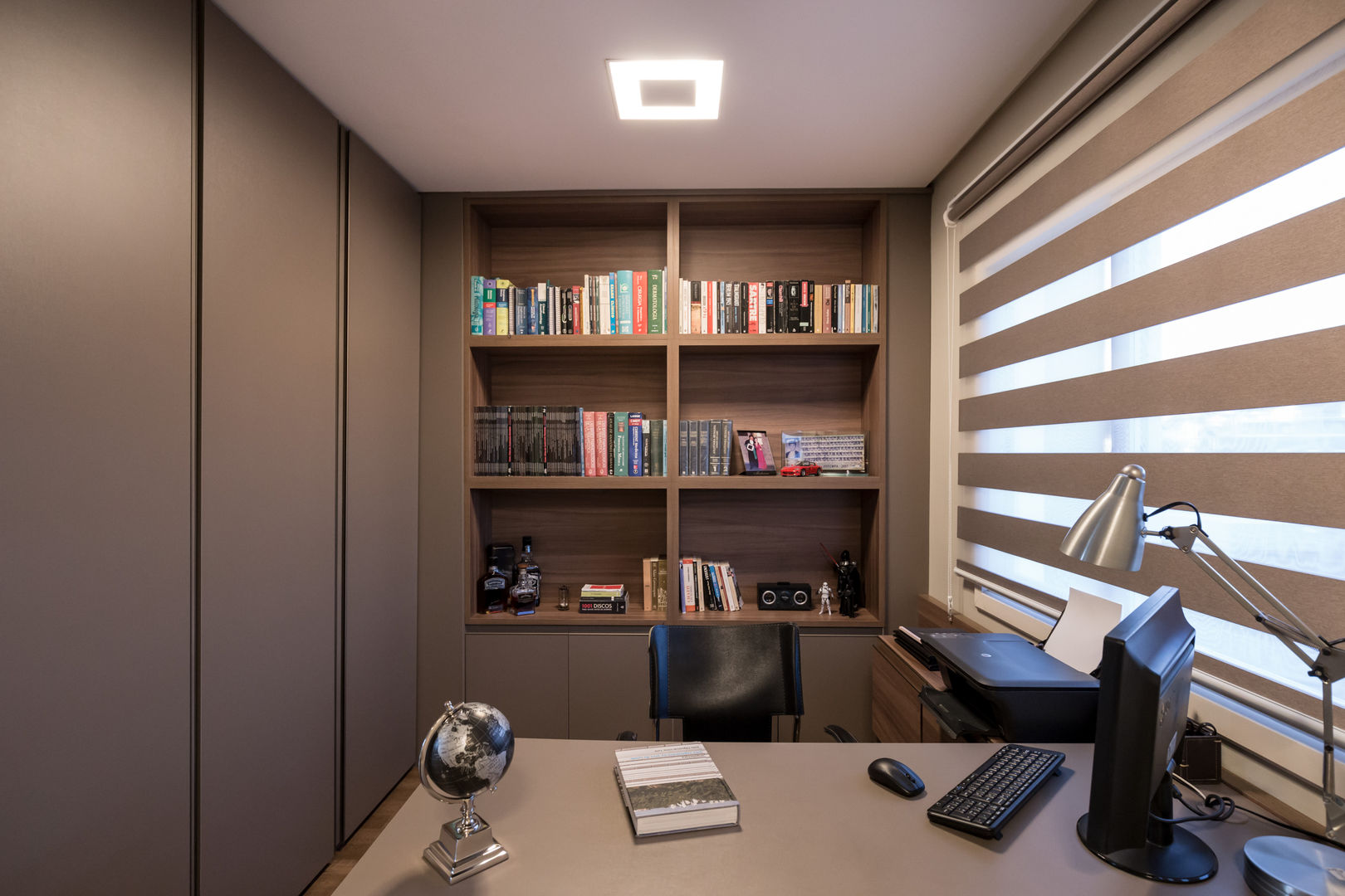 Casa Chácara das Pedras , Bibiana Menegaz - Arquitetura de Atmosfera Bibiana Menegaz - Arquitetura de Atmosfera Modern Study Room and Home Office