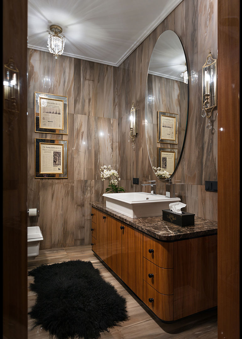 American classics in Kiev from Yury Zimenko Design Studio Design Studio Yuriy Zimenko Classic style bathroom Wood Wood effect